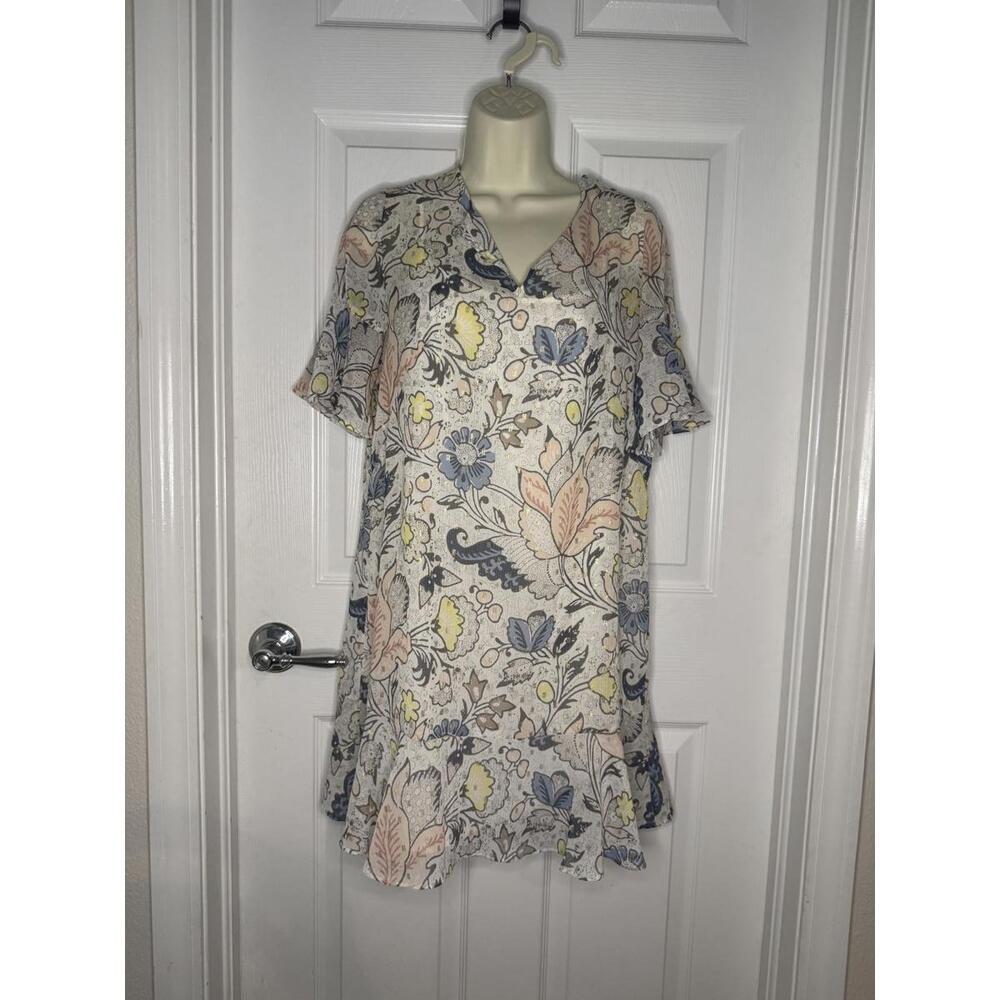 LOFT Petite Floral Metallic Gold Thread Dress Flutter Sleeve V-Neck SP